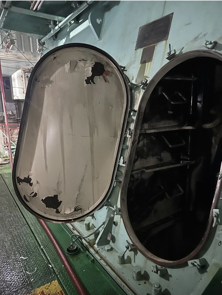 MARINESOLVE night cargo transfer operation